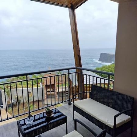 Charment Appartement Avec Vue Sur Mer Petite-Ile Exterior photo